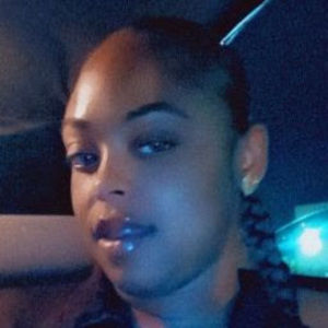 Meet your Posher, Candace